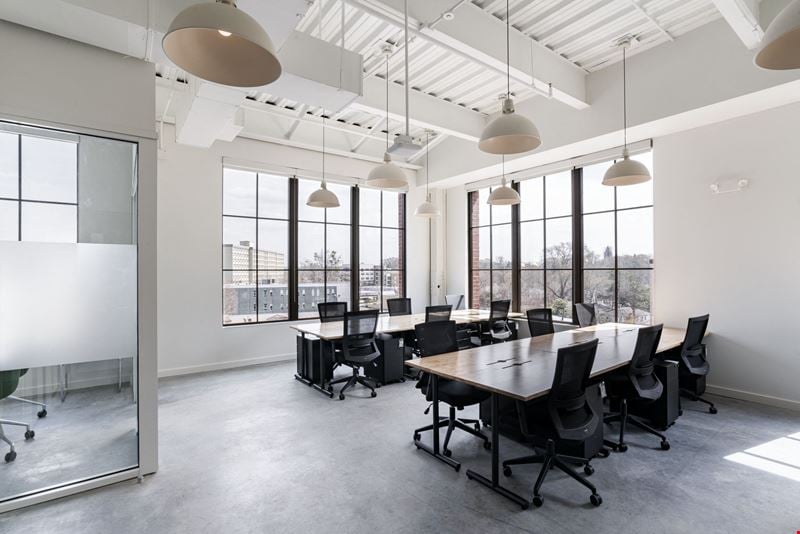 120 West Trinity Place Office Space