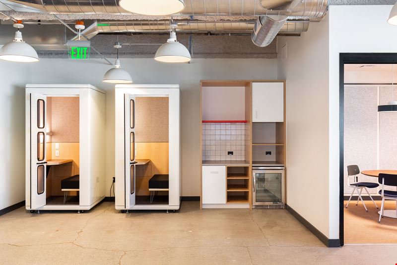 Tower 1201 Private office 