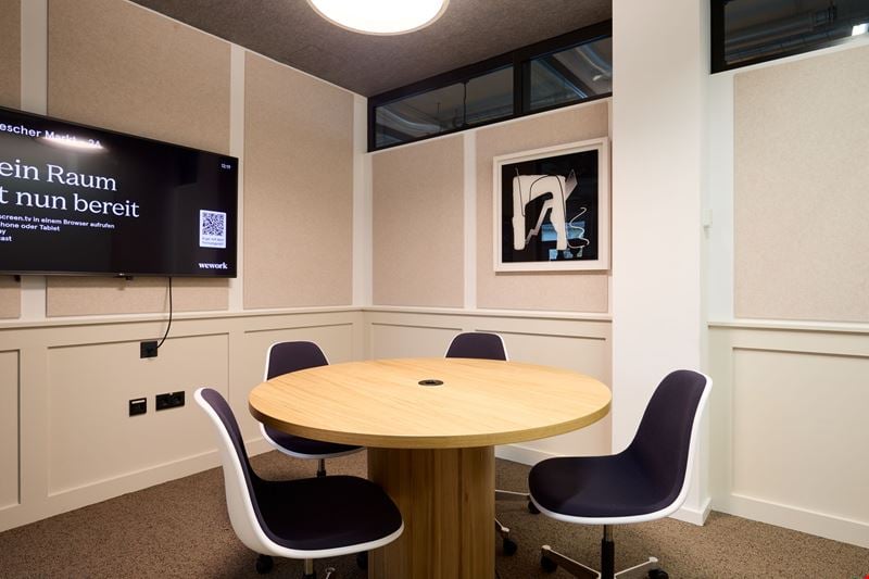 Neue Schönhauser Straße 3-5 Conference Room