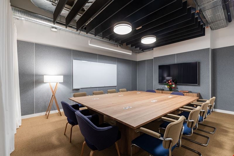 Warschauer Platz 11-13 Conference Room