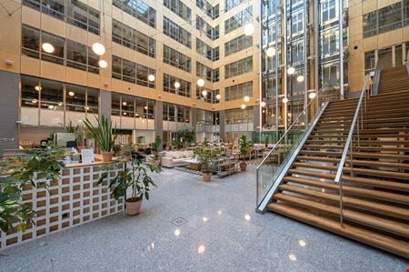 Building image for 198 Avenue De France