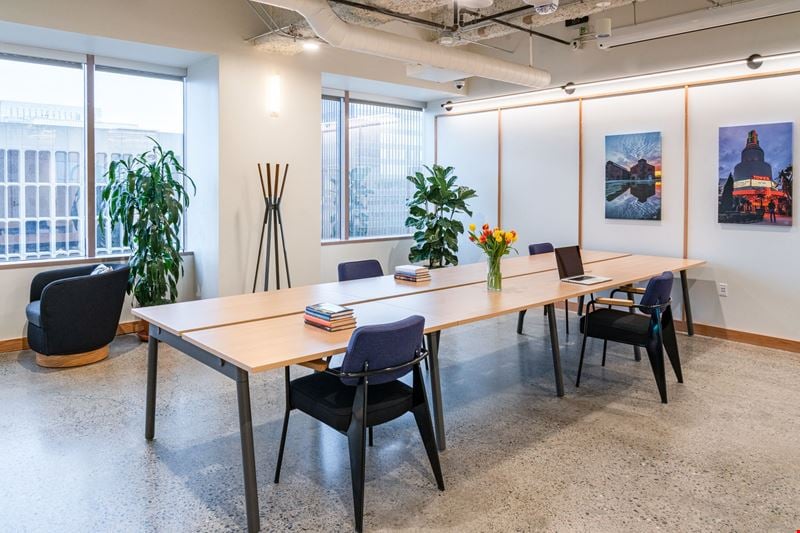 400 Capitol Mall Coworking