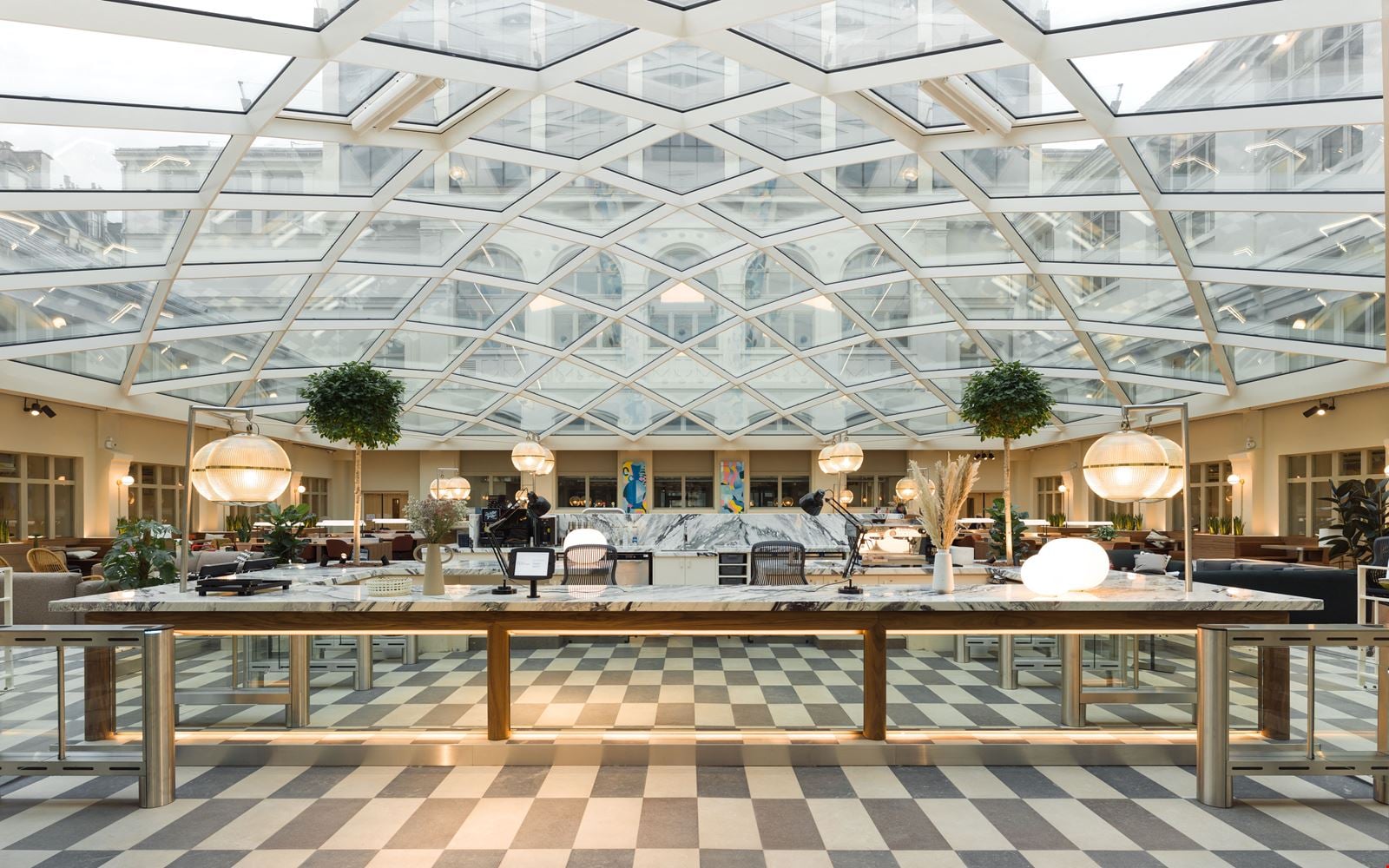 37 Avenue Trudaine workspace, Paris