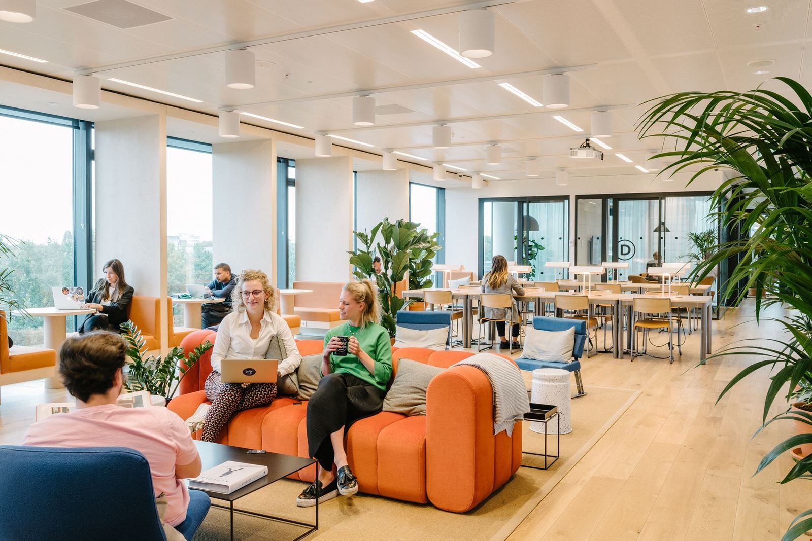 WeWork Strawinskylaan 4117 workspace, Amsterdam