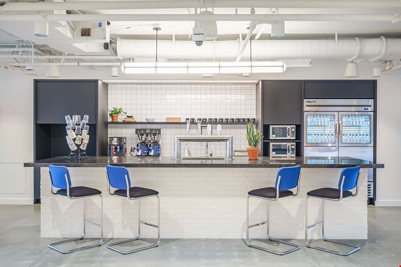 200 Massachusetts Ave NW Coworking