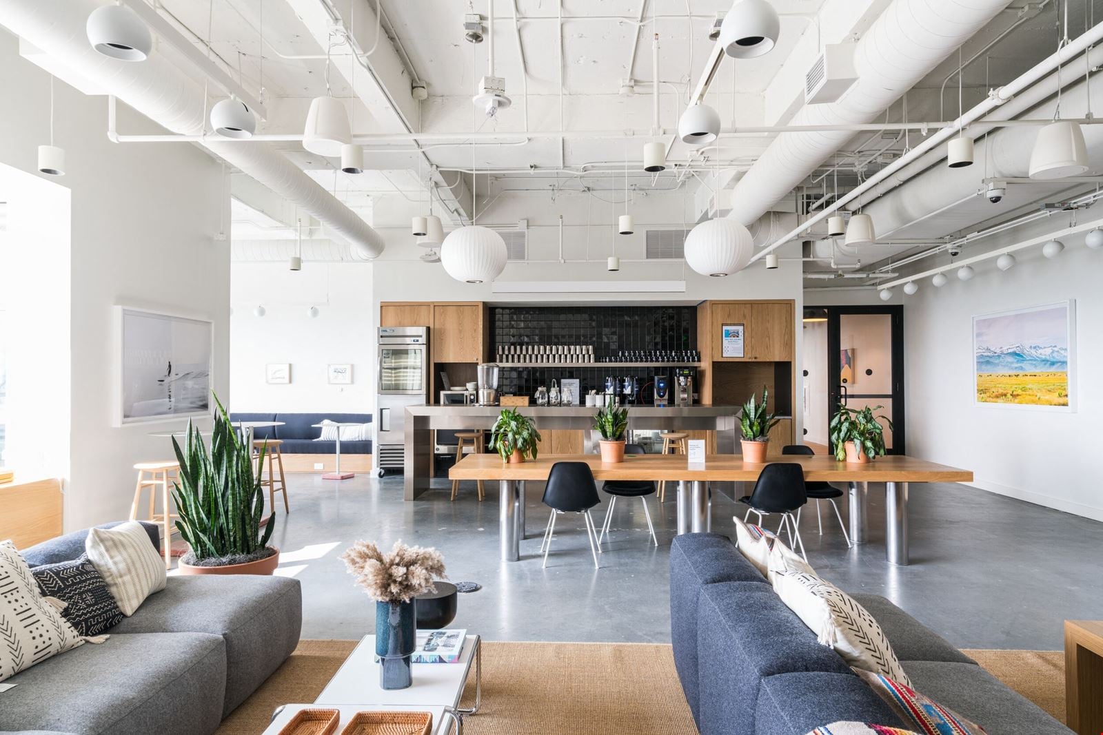 1155 Perimeter Center West workspace, Atlanta, GA