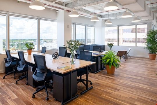 WeWork Place - Coworking Space in Downtown Tampa | WeWork