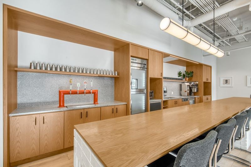 830 NE Holladay St Coworking