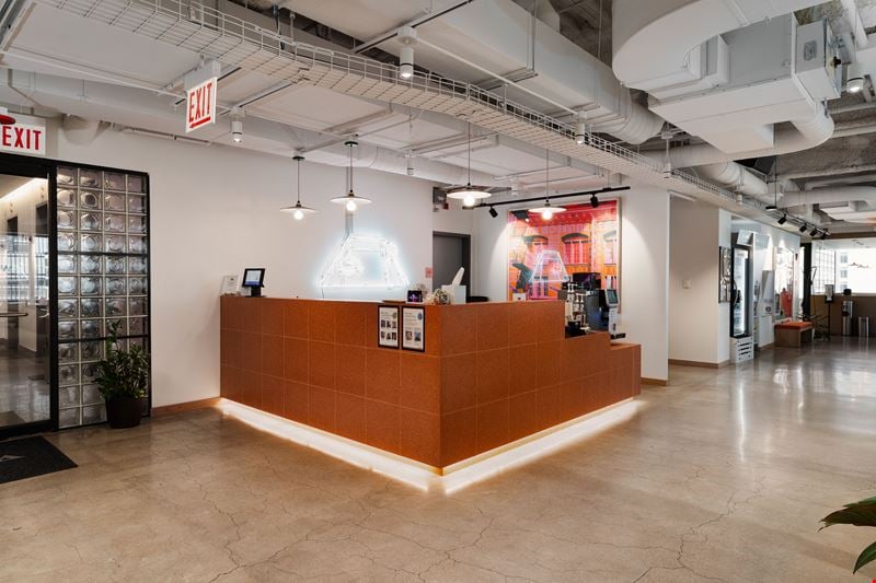515 N State Reception