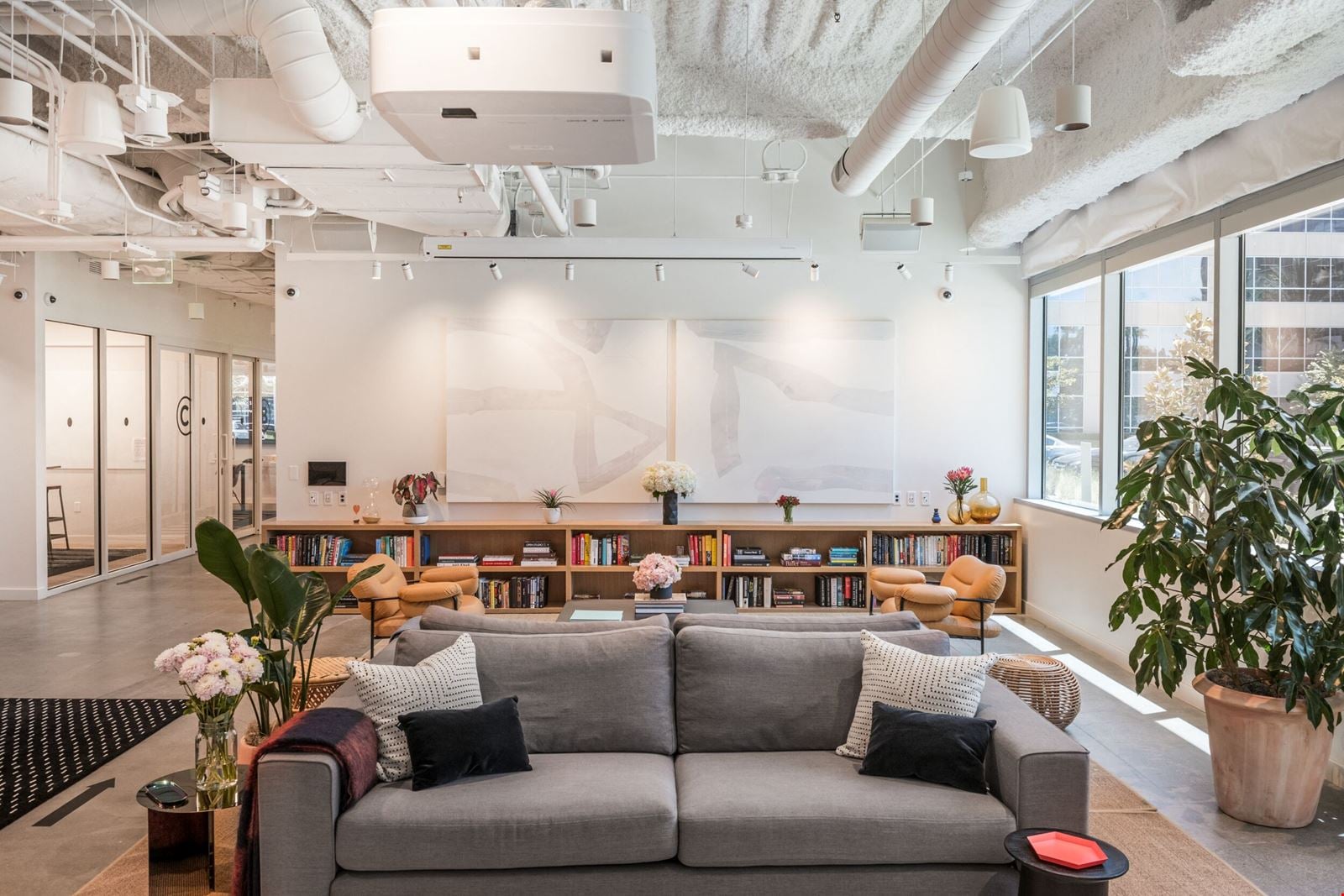 Campus at Warner Center workspace, Woodland Hills, CA