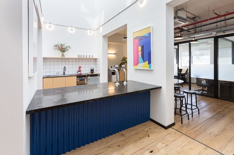Derech Ha'atzmaut 45 Coworking