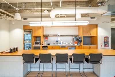 830 NE Holladay St Coworking
