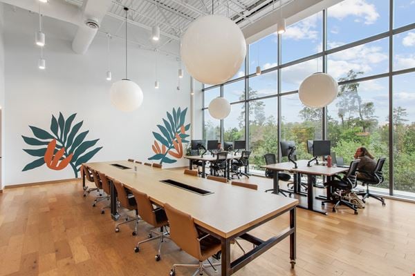 Common Desk - City Place Coworking