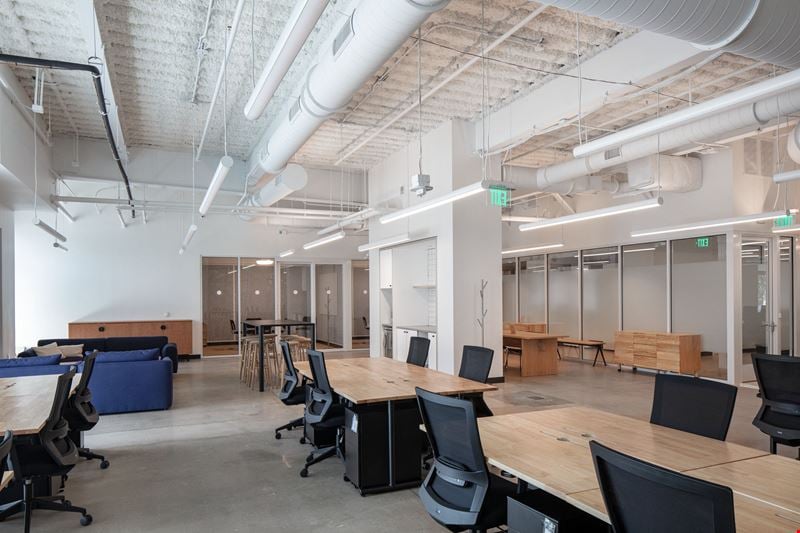 Quarry Oaks II - Office Space in Stonelake Office Park Austin | WeWork