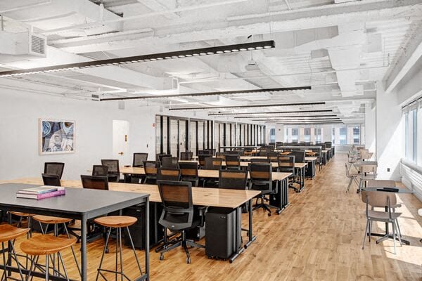 546 5th Avenue Coworking Office Space | WeWork New York City