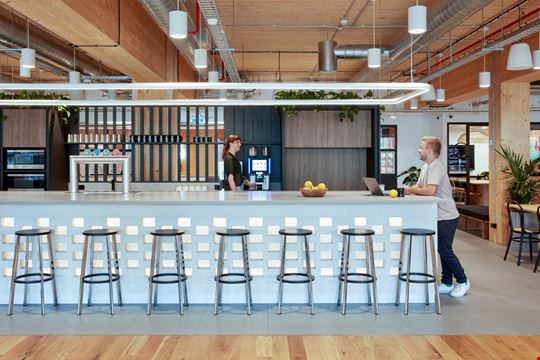 25 King St - Coworking Space in Bowen Hills | WeWork