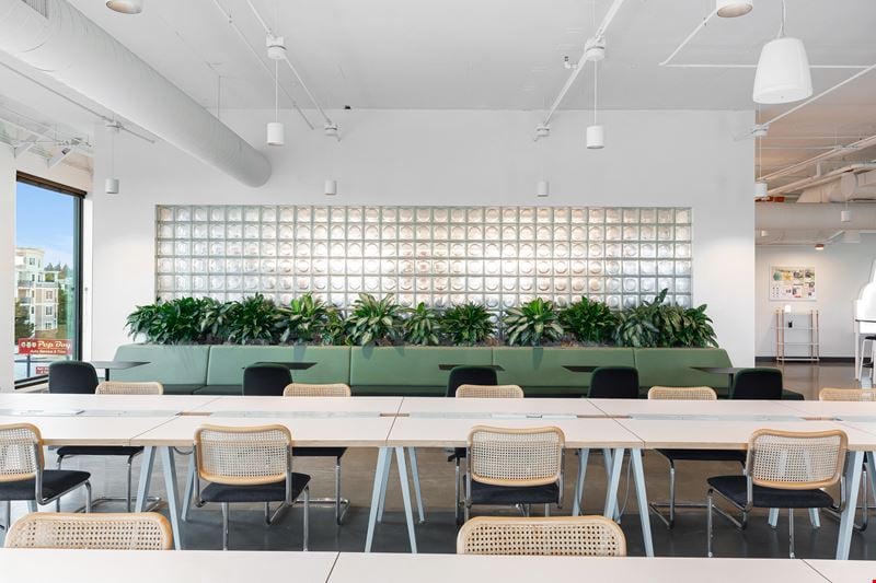 Hot Desks