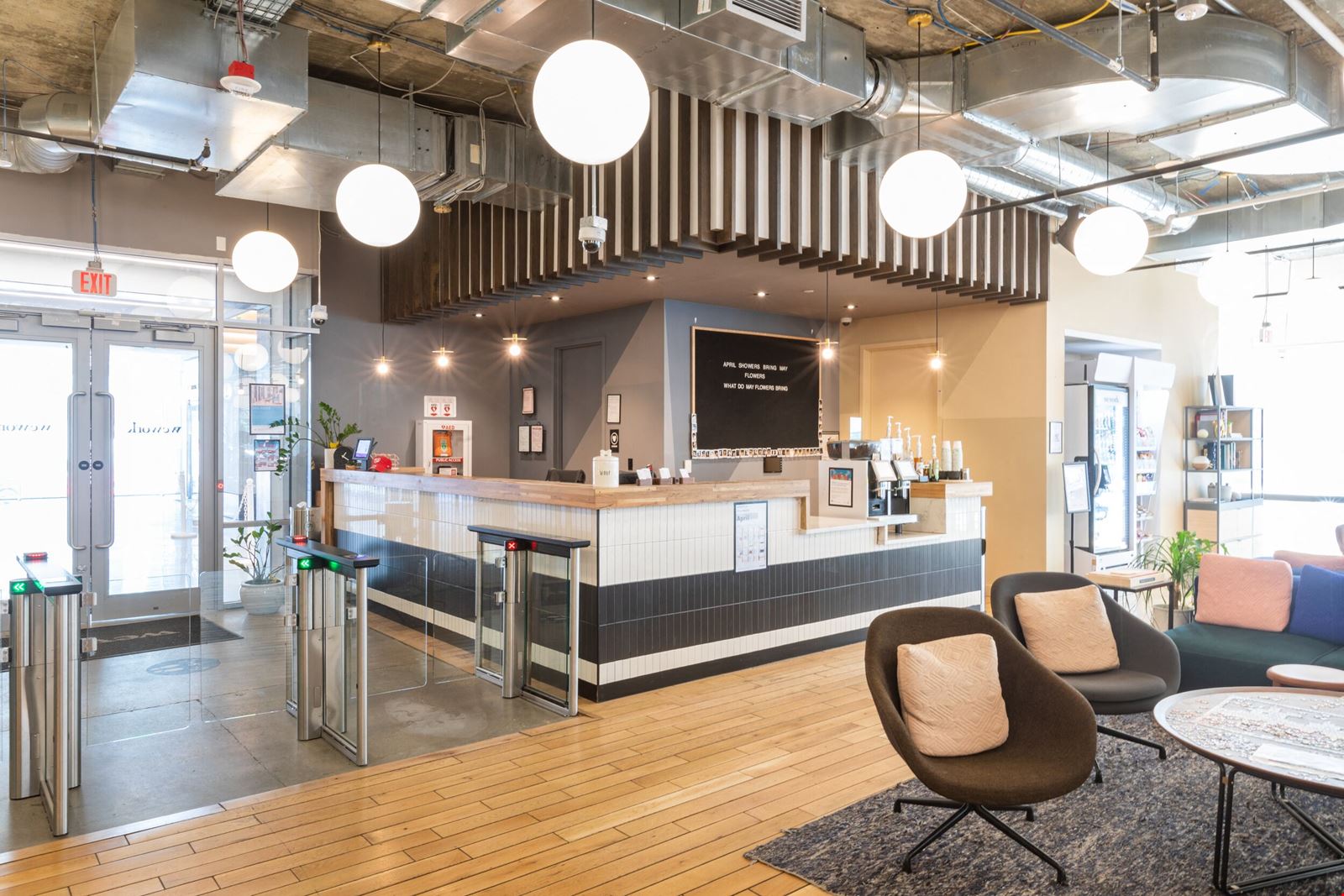 80 M Street SE workspace, Washington, DC